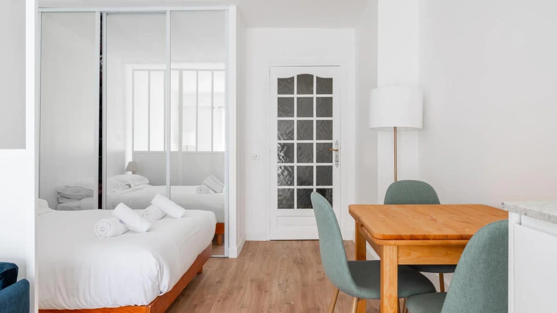 Apartmán Stylish 1Bd Flat With Patio Rue Des Petites Ecuries Paříž 0*,  Francie